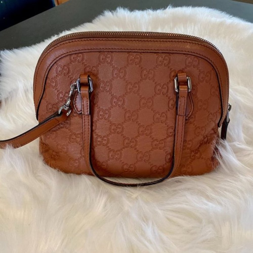 GUCCI Microguccissima Mini Crossbody Bag